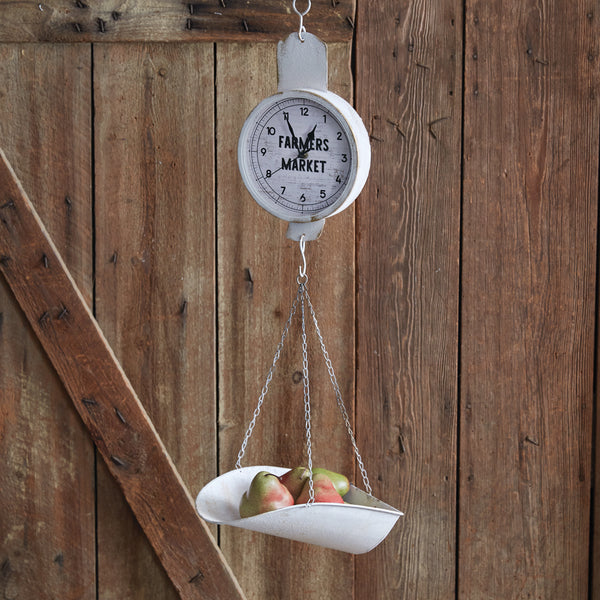 https://www.countrysidehomedecor.com/cdn/shop/files/440309-alt2_l_FarmersMarketProduceScaleClock_grande.jpg?v=1687460143